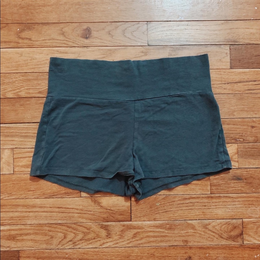 Grey yoga shorts
